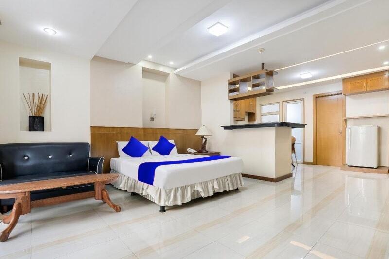 Alley 8 Makati Makati City Zewnętrze zdjęcie